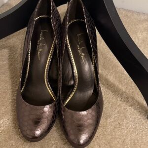Nicole Miller Metallic Brown Heels
